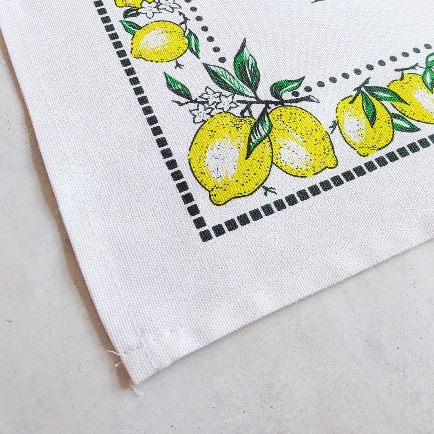 リモンチェッロ レモン LIMONCELLO ｜タペストリー